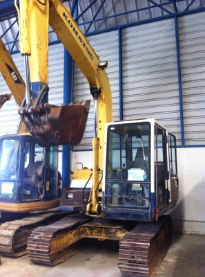KOMATSU PC60-6  รถขุดพร้อมใช้งาน เก่านอก