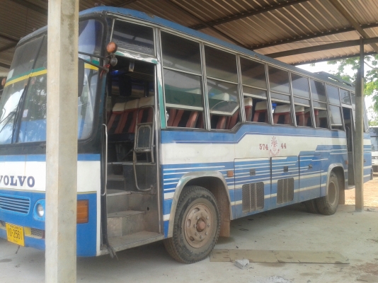 ขาย รถบัส วิ่งนักเรียน 55 ที่นั่ง