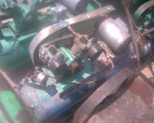 ปั้มลมฟูเส็ง 2  หัว