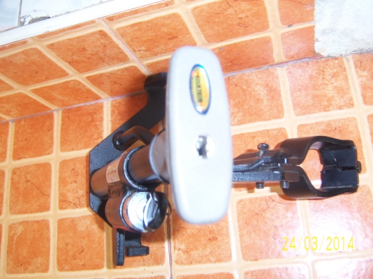 ล็อคเบรคคันเร่งอีซูซุ