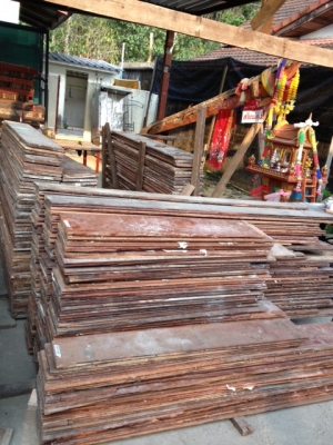 ไม้มะค่าไม้พื้น  หน้า 10 หนาประมาณ 1 นิ้วรางลิ้น