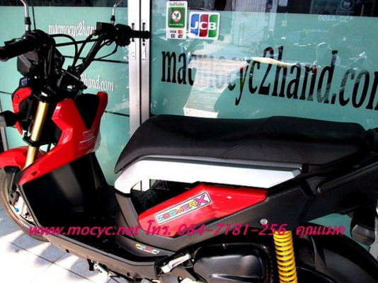 ZOOMERสีแดง รถเดือน ต.ค ปี 56 ไมล์ 5211 โล แถมฟรี เสื้อ-หมวก โปรโมชั่น 39900