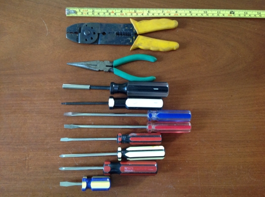 ขายชุดไขควง จัดโปรโมรชั่น ชุดที่ 2 ( 10 ชิ้น )