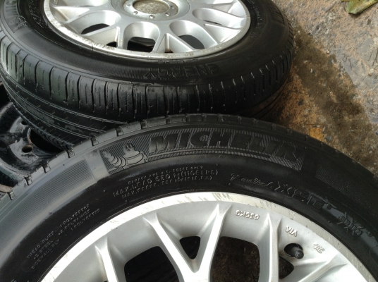 แม็คซ์-ยางขอบ14 ขนาด 185/65-14 มิชลิน. มี2เส้นครับ