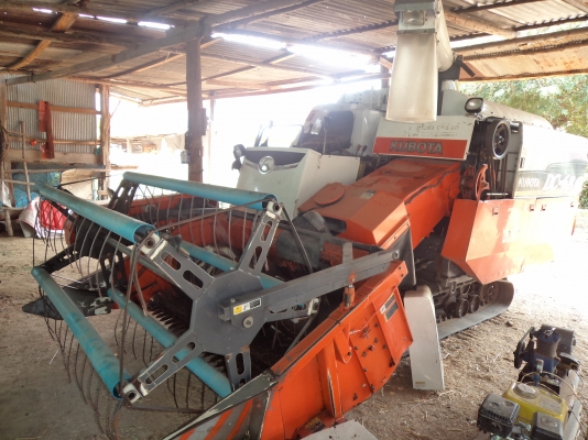 ขายถูกๆคับรถพร้อมใช้งาน385000บาท รถเกียวคูโบต้าอุ้ม68 สภาพดีเอาไปใช้งานได้เลยคับ