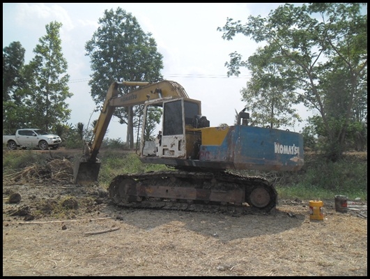 แมคโคร PC 200 รุ่น 3