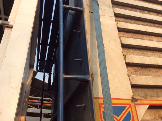 ***ขายกะบะคอกเหล็กกล่องคอกสูง ยาว 4.20 ม. ใส่หกล้อกลางคับ***