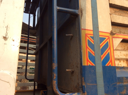 ***ขายกะบะคอกเหล็กกล่องคอกสูง ยาว 4.20 ม. ใส่หกล้อกลางคับ***