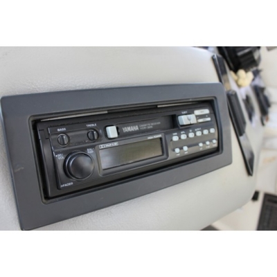 ขายเรือตกปลาไฟเบอร์ Yamaha FR28 มือสองญี่ปุ่น ***สินค้าพรีออเดอร์***