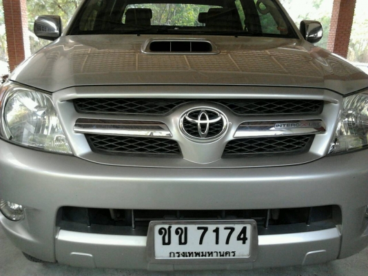 ขายรถ  TOYOYA vigo perrunner