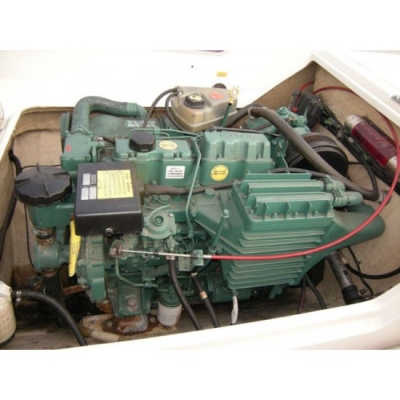 ขายเรือตกปลาไฟเบอร์ Catamaran Nissan SunCat 8 มือสองญี่ปุ่น