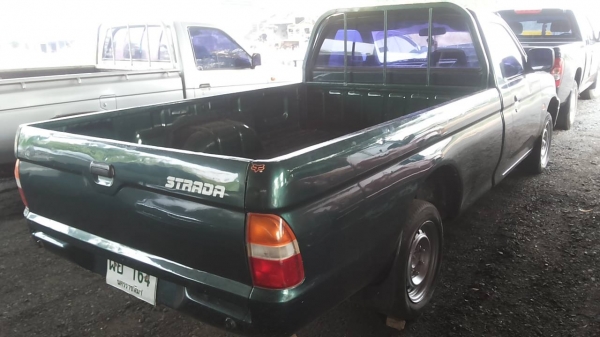 **105,000 บ.ต่อรอง**ขายกระบะตอนเดียว MITSU L200 Strada 2.5 ปี39/96 เครื่องเดิมเกียร์เดิม เครื่องดี แรง ช่วงล่างดีคัสซีสวยเดิม ไม่ผุ กระบะพื้นดีไม่ผุ ภายในเก๋งดีคอนโซลดี พ.ธรรมดา แอร์ ยางดี4เส้น สีสันพอใช้ มีรอยข่วนเยอะ เก็บสีหน่อยสวยเลย พร้อมใช้ พร้อมลุยง