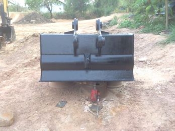 ขายบุ้งกี๋นอกใช้ตักหิน ตักทราย หรือแลกเปลี่ยนบุ้งกี๋ CAT 0.80-1 คิว