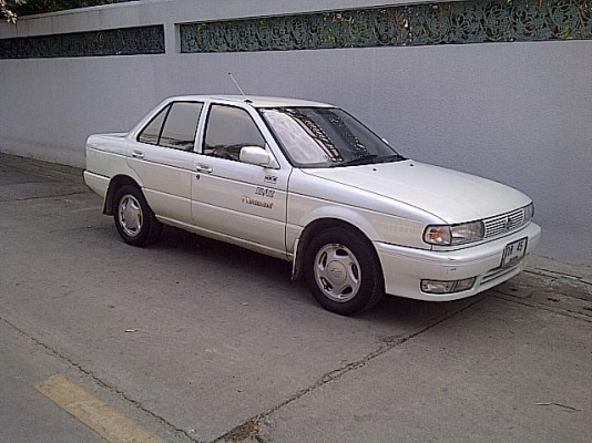 นิสสันเซ็นทร้าปี 92 รถบ้านเครื่องหัวฉีด 1600 ซีซี