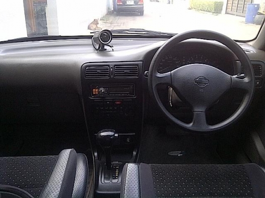 นิสสันเซ็นทร้าปี 92 รถบ้านเครื่องหัวฉีด 1600 ซีซี