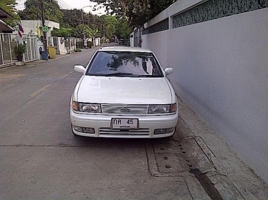 นิสสันเซ็นทร้าปี 92 รถบ้านเครื่องหัวฉีด 1600 ซีซี