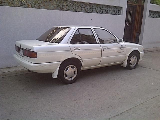 นิสสันเซ็นทร้าปี 92 รถบ้านเครื่องหัวฉีด 1600 ซีซี