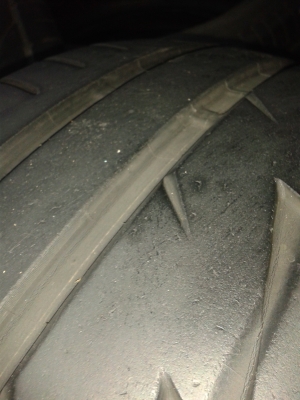 ยาง Bridgestone Potenza RE-11 225/40/18 ปี09