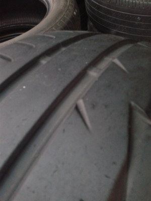 ยาง Bridgestone Potenza RE-11 225/40/18 ปี09