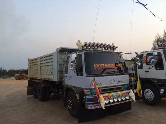 ขายด่วนสิบล้อสองเพลาดั้มสวยๆเดิมๆบางๆ จัดแนนซ์ได้ดอกเบี้ยถูกแค่8บาท/ปี เงินดาวน์ไม่พอผ่อนดาวน์ได้ ขายด่วนสิบล้อสองเพลาดั้มสวยๆเดิมๆบางๆ จัดแนนซ์ได้ดอกเบี้ยถูกแค่8บาท/ปี เงินดาวน์ไม่พอผ่อนดาวน์ได้