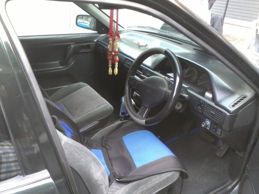 รถเก๋ง มาสด้า 323 เกียร์ออโต้ ราคาลดได้อีก