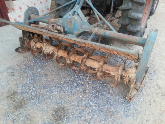 ปัญญาแทรคเตอร์มาแล้ว...จัดมาให้ครับ แชมป์ 384 SLX พร้อมโรตาลี่ ตามสภาพครับ