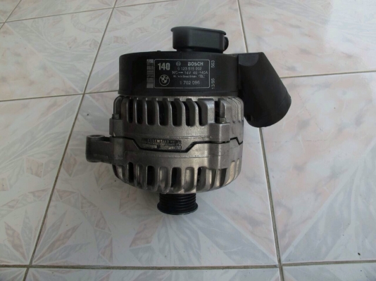 ขายไดชาร์ท bosch 14v.140a.  ราคา 4500