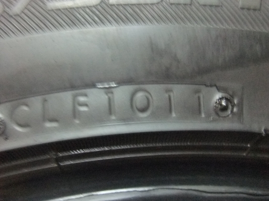 ยาง bridgestone 205/55/16 ปี11 สภาพสวยๆ