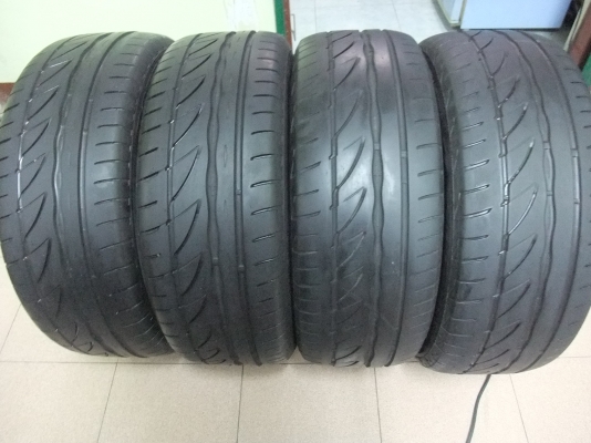 ยาง bridgestone 205/55/16 ปี11 สภาพสวยๆ