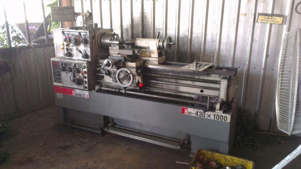 Sell> Lathe แท่นกลึงมือสอง Runmaster 430x1000 6 ฟุต 4 เพลา มีเบลค มีลิเนีย เพลาเดินฟิตเป็น 6 เหลี่ยม รุ่นรองใหม่ล่าสุด นิ้ว มิล ไม่ต้องเปลี่ยนเฟืองครับ