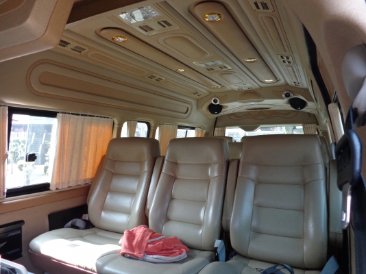 รถตู้ คอมมัสเร็วปี 2011