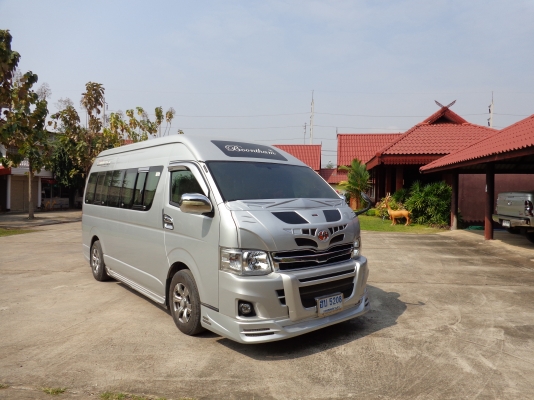 รถตู้ คอมมัสเร็วปี 2011