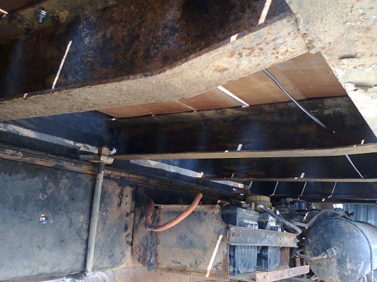 10 ล้อ เทนเลอร์บรรทุกแบคโฮ MITSU 527 เครื่อง 190แรง 2 เพลา