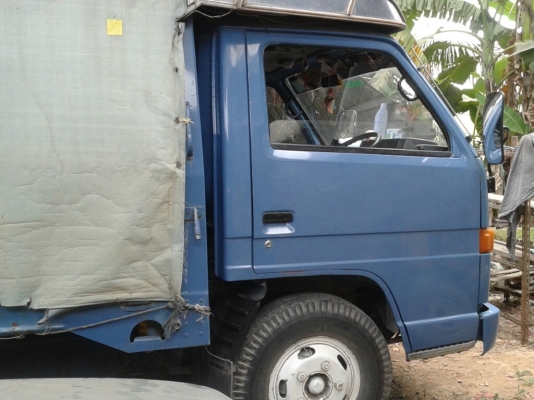 ขายรถ6ล้อNPR  4BE1คัชซีสวย เอกสารพร้อมโอน เจ้าของขายเอง ราคาต่อรองได้