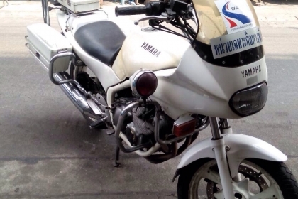 ขาย รถมอเตอร์ไซด์ตำรวจนำขบวน Yamaha diversion 600 cc ทะเบียนแท้ ราคา 58,000 ขาย รถมอเตอร์ไซด์ตำรวจนำขบวน Yamaha diversion 600 cc ทะเบียนแท้ ราคา 58,000