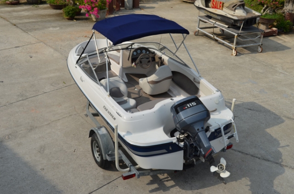 Four Winns (Freedom 170) 17.6 feet w/Yamaha 115hp outboard