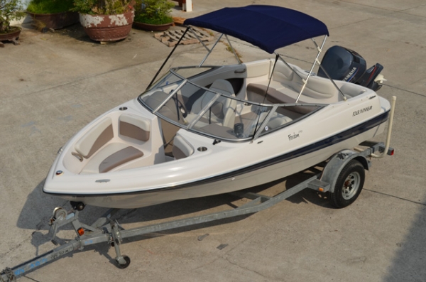 Four Winns (Freedom 170) 17.6 feet w/Yamaha 115hp outboard