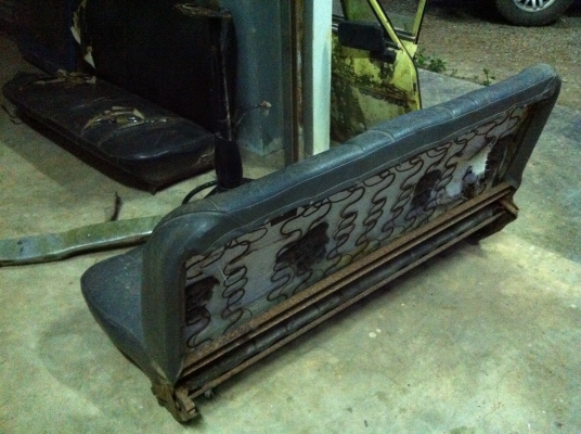 ลูกกระบะเลสอีซูซุ faster (KB20) สภาพดี ฝาท้ายครบ