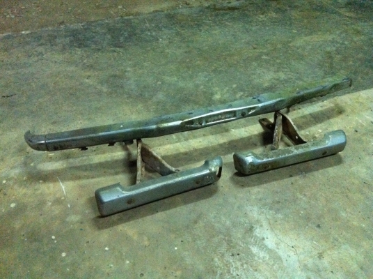 ลูกกระบะเลสอีซูซุ faster (KB20) สภาพดี ฝาท้ายครบ