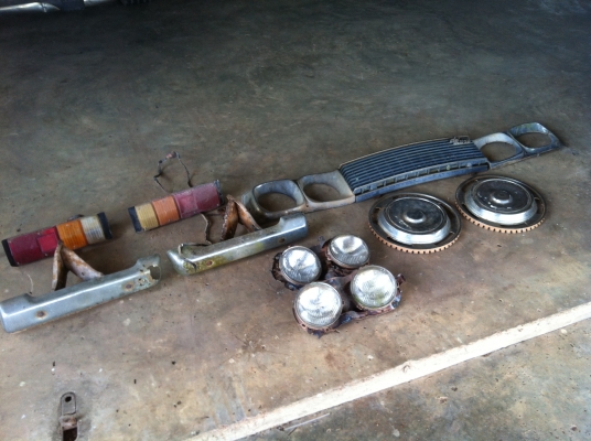 ลูกกระบะเลสอีซูซุ faster (KB20) สภาพดี ฝาท้ายครบ