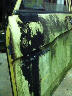 ลูกกระบะเลสอีซูซุ faster (KB20) สภาพดี ฝาท้ายครบ