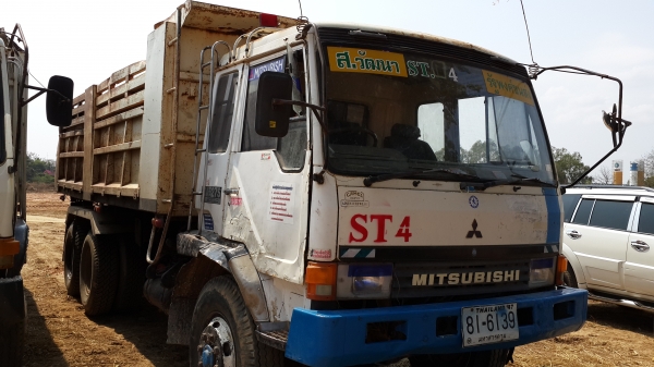 ขายด่วนไอ้หลงเบรคใหญ่FN527MTD-3902 195แรงสองเพลาดั้มสภาพพร้อมใช้โทร0843923995 ขายด่วนไอ้หลงเบรคใหญ่FN527MTD-3902 195แรงสองเพลาดั้มสภาพพร้อมใช้โทร0843923995