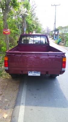 นิสสันบิ๊กเอ็ม ปี ๓๓ ชอบราคาเท่าไร ต่อรองกันได้ครับ