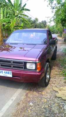 นิสสันบิ๊กเอ็ม ปี ๓๓ ชอบราคาเท่าไร ต่อรองกันได้ครับ