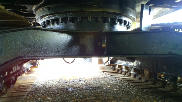 รถแบคโฮ CAT E200 B เครื่อง อีซูสุ หก บีดี ๑ เทอร์โบ ไม่มีทะเบียน ชอบราคาเท่าไร ต่อรองกันได้ครับ