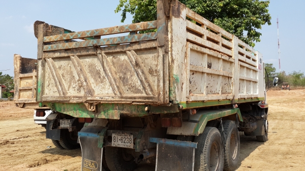 ขายด่วนไอ้หลงโบสองเพลาดั้มสภาพพร้อมใช้สุดๆFN527MTF-0129 โทร0843923995