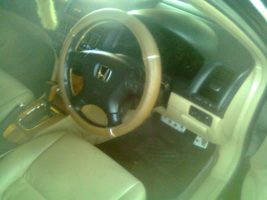 HONDA ACCORD 3.0 V-TEC ปี 2003  รถบ้าน ชื่อเจ้าของ สวย ขายไม่แพง ติดต่อ 081-427-3941