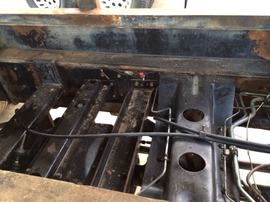 ขายด่วนสิบล้อสองเพลาดั้ม1Jสมอเงิน 210แรงเดิมบางสวยสดแน่นอน ขายด่วนสิบล้อสองเพลาดั้ม1Jสมอเงิน 210แรงเดิมบางสวยสดแน่นอน