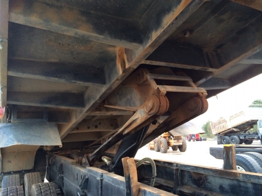 ขายด่วนสิบล้อสองเพลาดั้ม1Jสมอเงิน 210แรงเดิมบางสวยสดแน่นอน ขายด่วนสิบล้อสองเพลาดั้ม1Jสมอเงิน 210แรงเดิมบางสวยสดแน่นอน