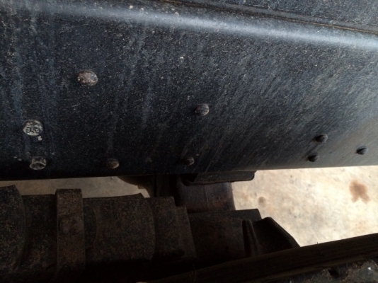 ขายด่วนสิบล้อสองเพลาดั้ม1Jสมอเงิน 210แรงเดิมบางสวยสดแน่นอน ขายด่วนสิบล้อสองเพลาดั้ม1Jสมอเงิน 210แรงเดิมบางสวยสดแน่นอน